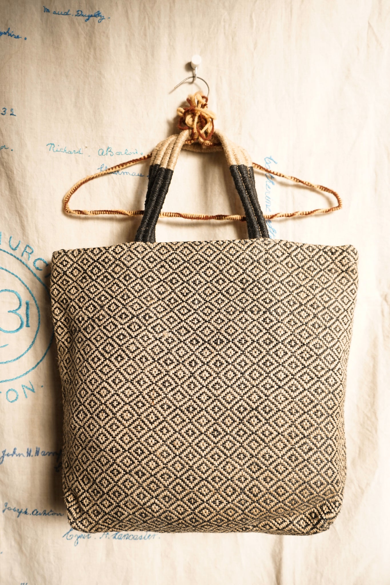 Classic Diamond Jute Tote